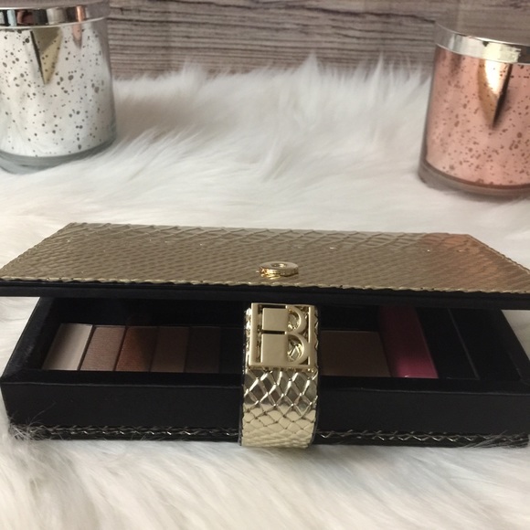Faces Beautiful Other - Face In A Case MakeUp Clutch Champagne